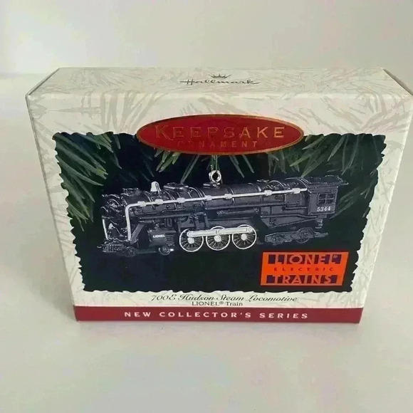 Hallmark Keepsake Ornament Lionel Train - Picture 2 of 12